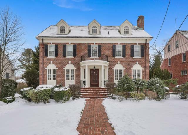 Property at 32 Grove Ln, Bronxville, NY 10708, 5 beds, 4.5 baths