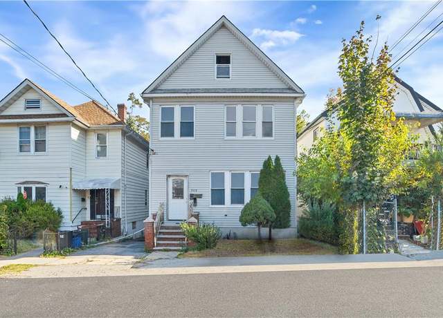 Property at 3978 Amundson Ave, Bronx, NY 10466, 5 beds, 2 baths