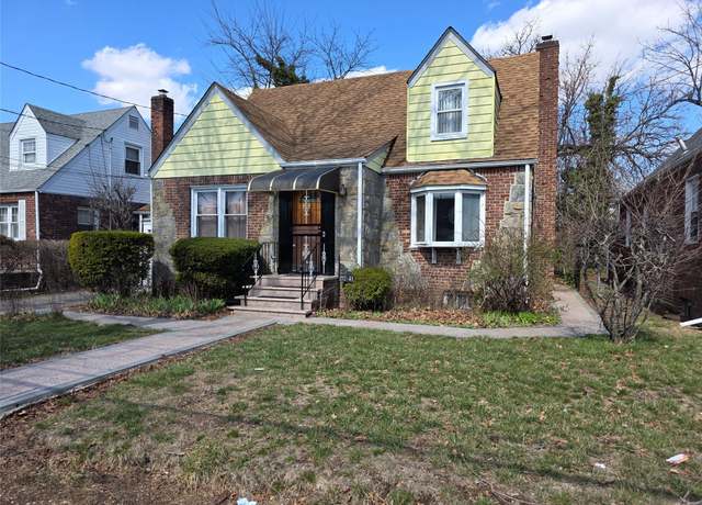 Property at 21741 112th Rd, Queens Village, NY 11429, 3 beds, 1 bath