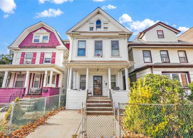 Property at 87-38 114th St, Richmond Hill, NY 11418, 3 beds, 1.5 baths