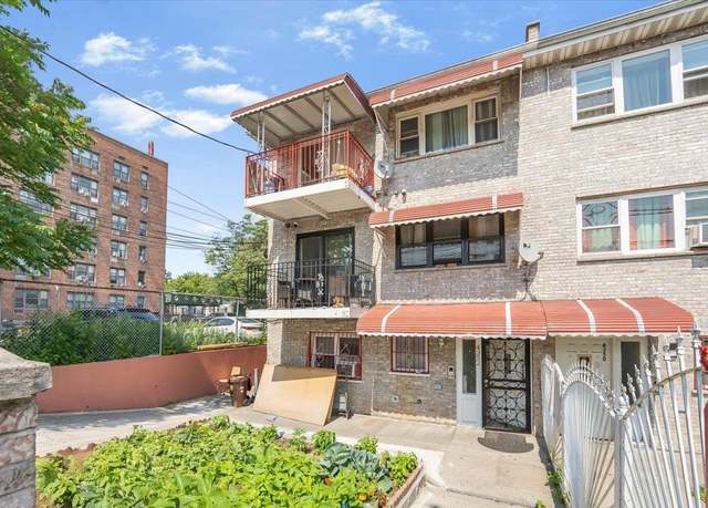 Property at 4352 Baychester Ave, Bronx, NY 10466, 11 beds, 6 baths