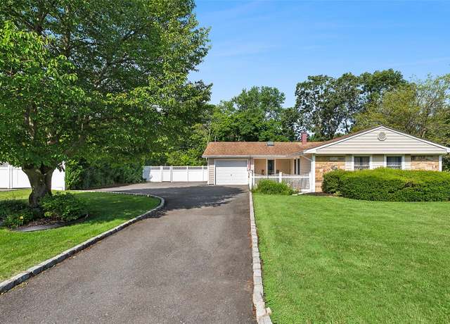 Property at 6 Holly Hill Ln, Coram, NY 11727, 3 beds, 3 baths