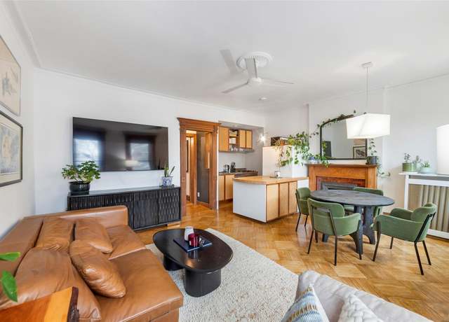 Property at 905 Union St #3, Brooklyn, NY 11215, 2 beds, 1 bath