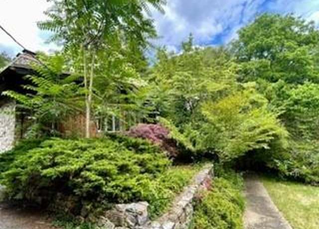 Property at 435 Kings Hwy, Valley Cottage, NY 10989, 4 beds, 3 baths