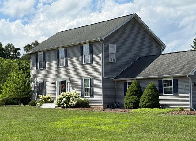 Property at 49 Macintosh Dr, Hudson, NY 12534, 4 beds, 3 baths