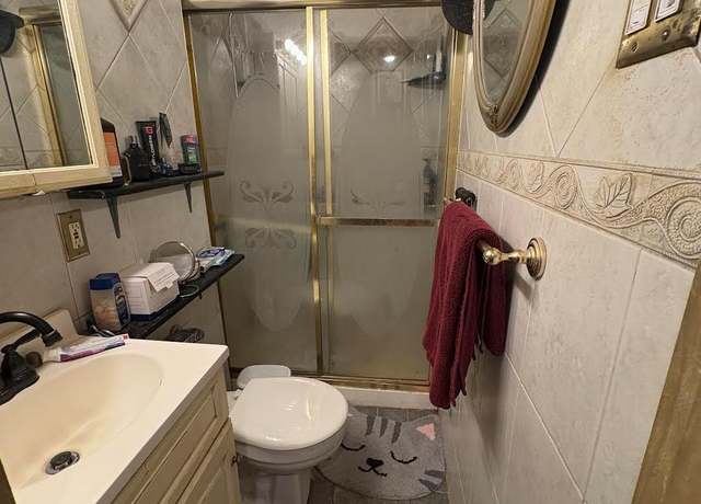 Property at 153-25 88th street 88th St Unit 5L, Howard Beach, NY 11414, 2 beds, 2 baths