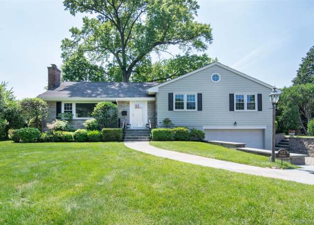 Property at 973 Plymouth St, Pelham, NY 10803, 4 beds, 3 baths
