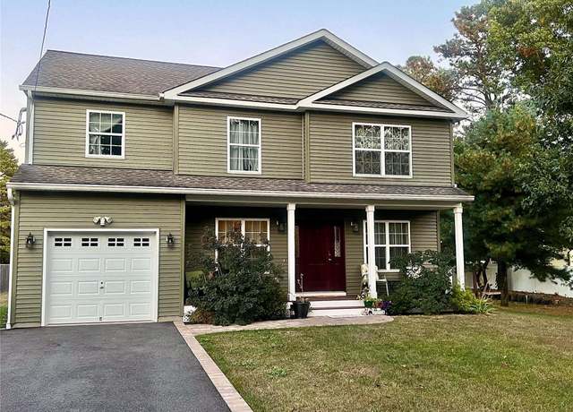 Property at 151 Hammond Rd, Centereach, NY 11720, 4 beds, 2.5 baths
