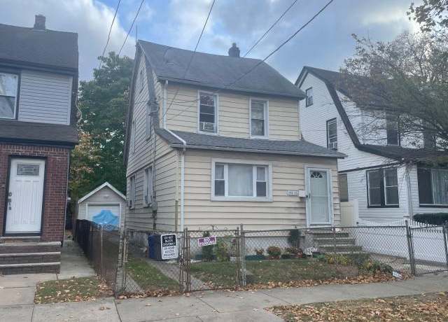 Property at 194-16 112th Ave, Saint Albans, NY 11412, 4 beds, 1.5 baths