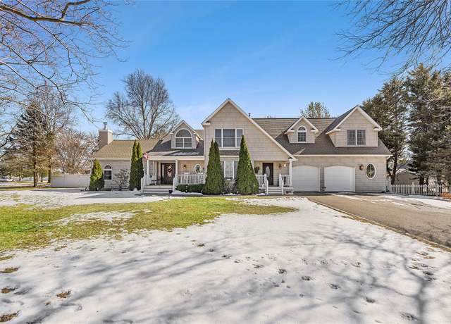 Property at 196 High Meadow Ln, Jamesport, NY 11947, 4 beds, 3.5 baths