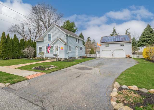 Property at 120 Duryea St, Riverhead, NY 11901, 3 beds, 1.5 baths
