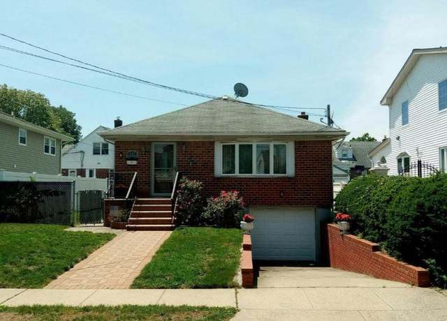 Property at 907 N 2nd St, New Hyde Park, NY 11040, 3 beds, 2.5 baths