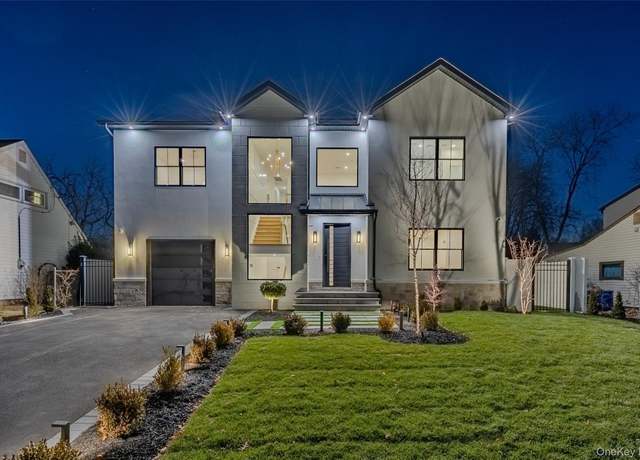 Property at 19 Mead Ln, Westbury, NY 11590, 5 beds, 6.5 baths