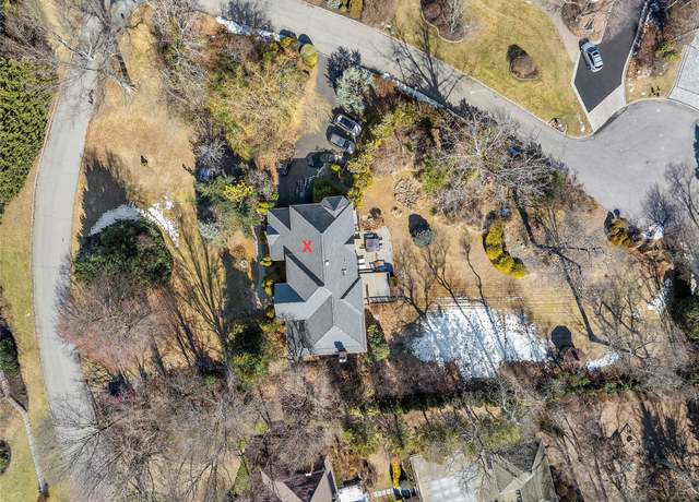 Property at 14 Tinker Bluff Ct, Poquott, NY 11733, 5 beds, 5 baths