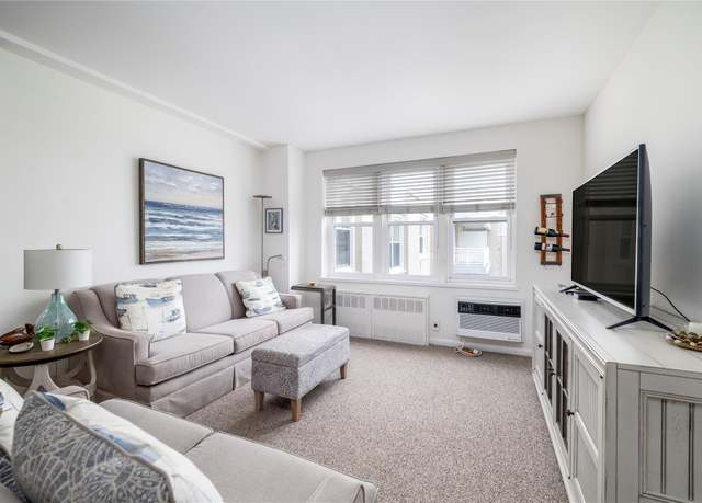 Property at 522 Shore Rd Unit 6MM, Long Beach, NY 11561, 1 bath