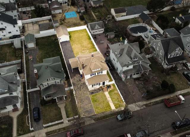 Property at 23 Garfield, East Rockaway, NY 11518, 4 beds, 2 baths