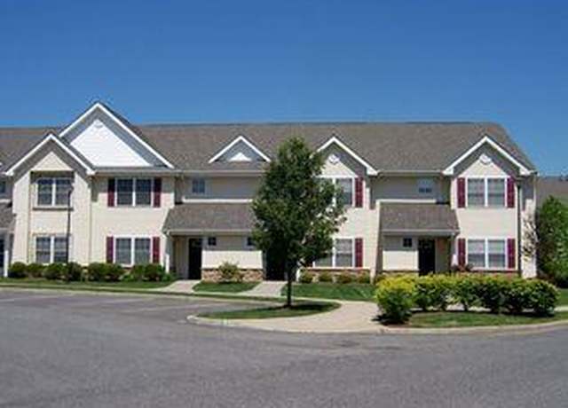 Property at 118 Morley Cir, Melville, NY 11747, 2 beds, 2 baths