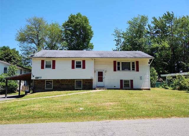 Property at 31 York Ave, Monticello, NY 12701, 3 beds, 2 baths