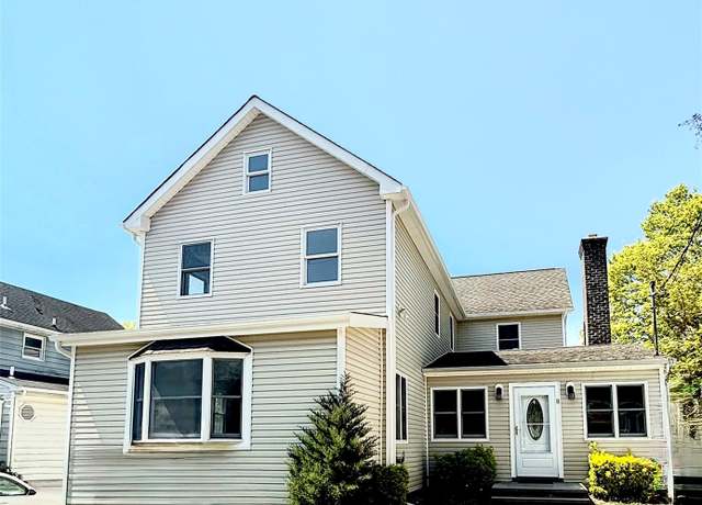 Property at 8 Maple St, Glenwood Landing, NY 11547, 3 beds, 3 baths