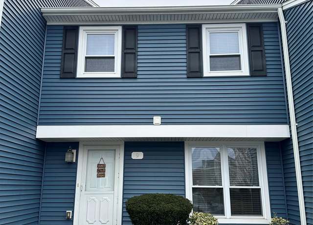 Property at 100-9 Baker Ct, Island Park, NY 11558, 2 beds, 1.5 baths