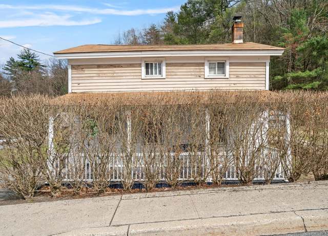 Property at 274 Canal St, Ellenville, NY 12428, 2 beds, 1 bath