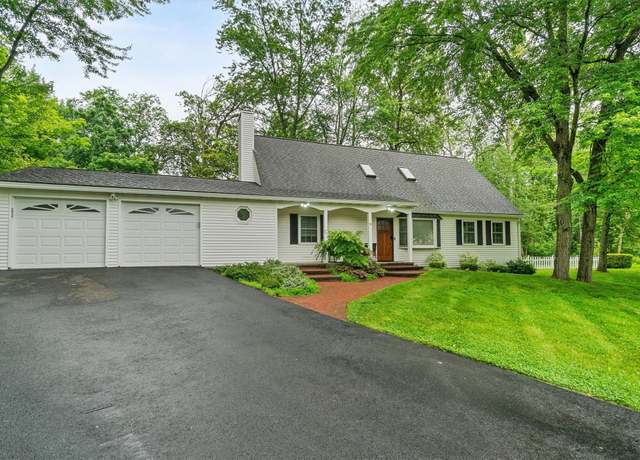Property at 9 Schnabl Ct, Wappingers Falls, NY 12590, 4 beds, 2.5 baths