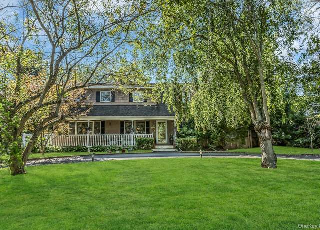 Property at 142 Maplewood Rd, Huntington Station, NY 11746, 5 beds, 3 baths