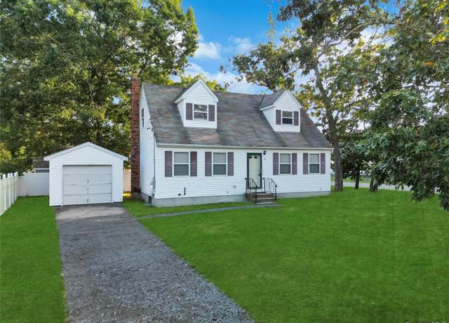 Property at 2 Brushwood Dr, Shirley, NY 11967, 4 beds, 2 baths