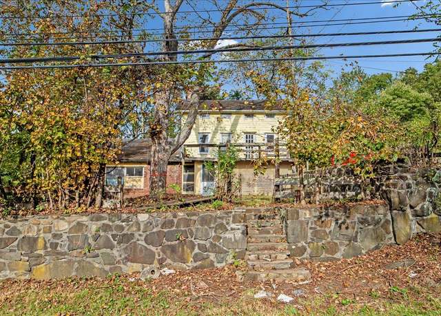 Property at 432 Furnace Dock Rd, Cortlandt Manor, NY 10567, 3 beds, 2 baths
