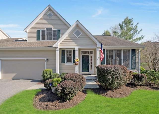 Property at 66 Burr Farms Rd, Mount Kisco, NY 10549, 2 beds, 3.5 baths