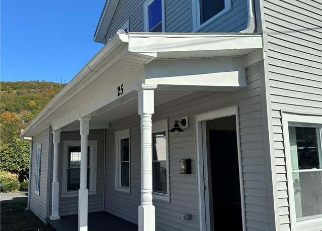 Property at 25 Mechanic St, Port Jervis, NY 12771, 5 beds, 3 baths