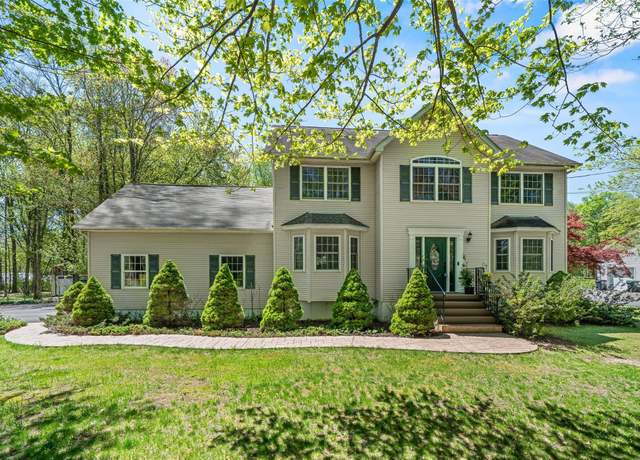 Property at 29 Bart Bull Rd, Middletown, NY 10941, 4 beds, 2.5 baths