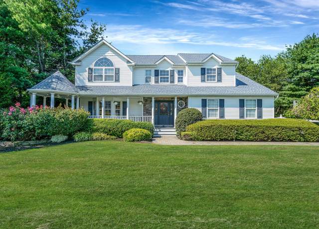 Property at 16 Laura Ct, Mount Sinai, NY 11766, 5 beds, 3.5 baths