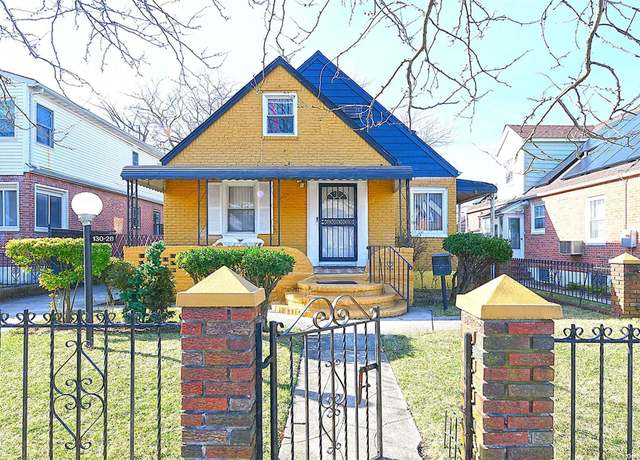 Property at 130-28 236th St, Rosedale, NY 11422, 4 beds, 3 baths