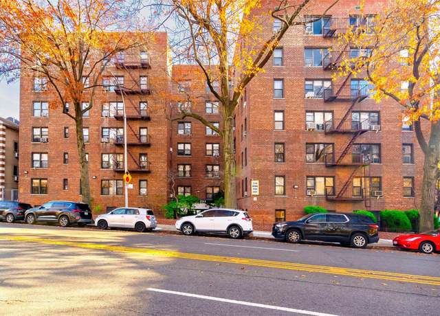 Property at 2244 Bronx Park E Unit 2F, Bronx, NY 10467, 1 bed, 1 bath