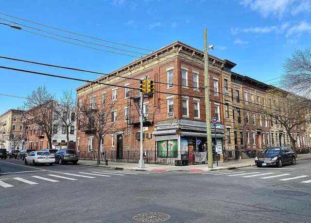 Property at 1701 Gates Ave, Ridgewood, NY 11385, 15 beds, 6 baths