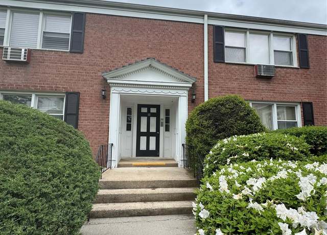 Property at 10 Lenox Ct #806, Suffern, NY 10901, 1 bed, 1 bath