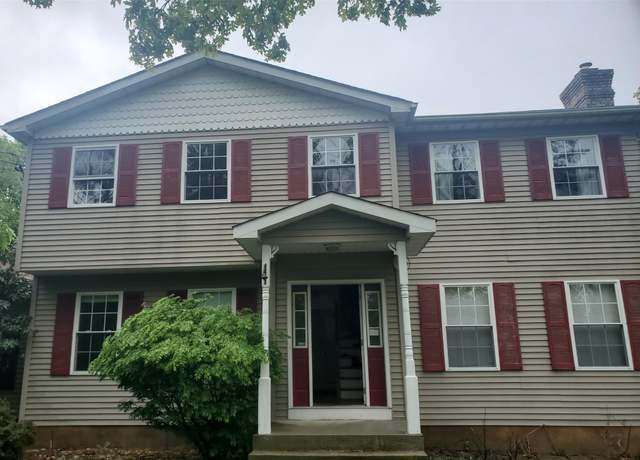 Property at 34 Fire Tower Rd, Bloomingburg, NY 12721, 4 beds, 2.5 baths
