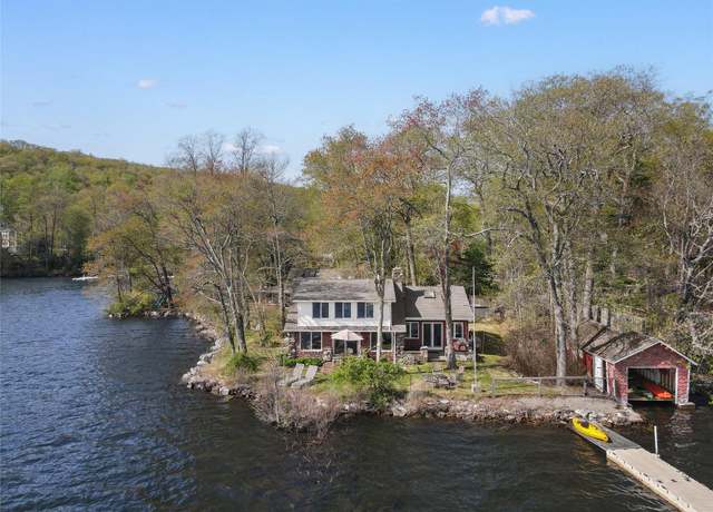 Property at 41 Clubhouse Rd, Putnam Valley, NY 10579, 4 beds, 3.5 baths