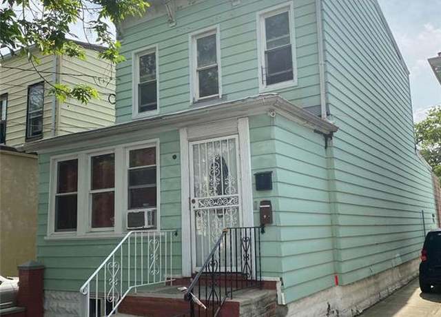 Property at 8856 77th St, Woodhaven, NY 11421, 4 beds, 3 baths