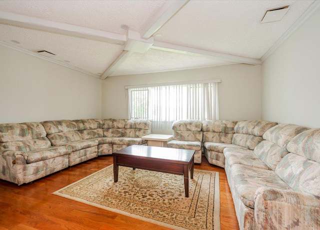 Property at 378 W Waukena Ave, Oceanside, NY 11572, 5 beds, 3 baths