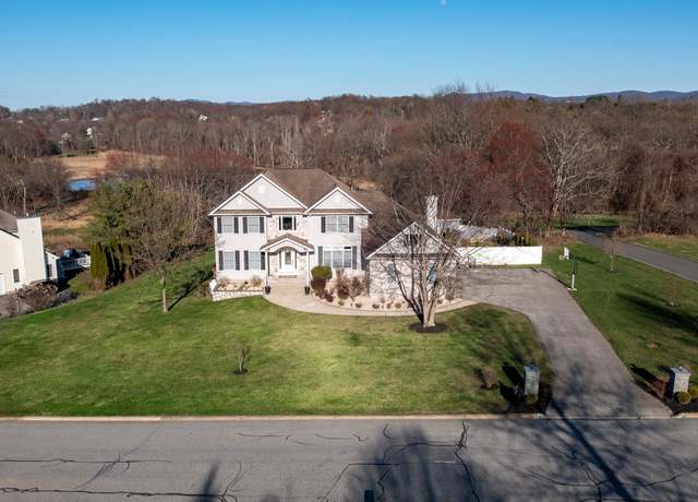 Property at 107 Denniston Dr, New Windsor, NY 12553, 4 beds, 2.5 baths