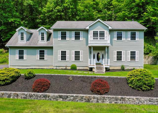 Property at 137 Barmore Rd, Lagrangeville, NY 12540, 4 beds, 2.5 baths