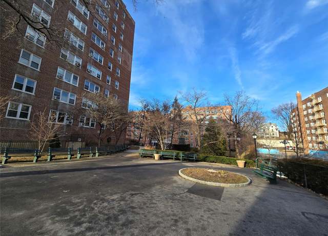 Property at 80 Knolls Cres Unit 6M, Bronx, NY 10463, 2 beds, 1 bath