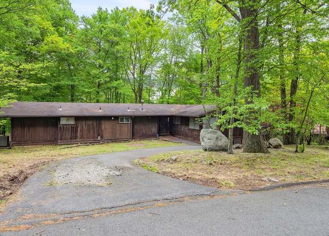 Property at 22 Halley Dr, Pomona, NY 10970, 4 beds, 2 baths