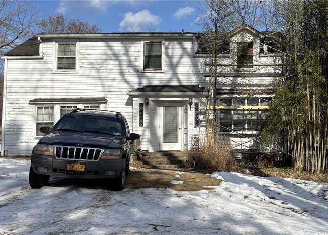 Property at 279 W Main St, Stony Point, NY 10980, 3 beds, 1.5 baths