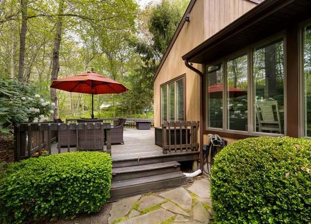 Property at 6 Circle Dr, Shoreham, NY 11786, 4 beds, 3 baths