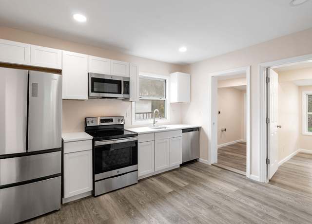 Property at 47 Arcadian Trl, Monroe, NY 10950, 3 beds, 1 bath