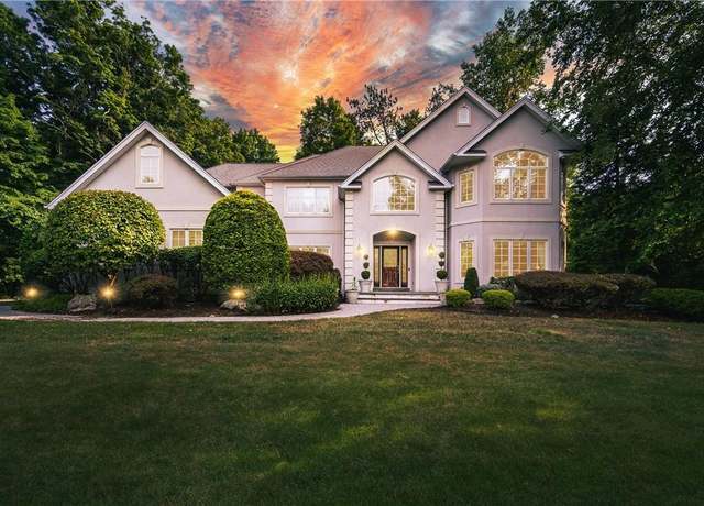 Property at 14 Senator Levy Dr, Suffern, NY 10901, 6 beds, 5.5 baths