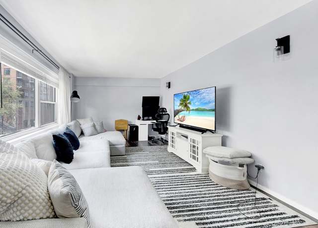 Property at 3130 Irwin Ave Unit 2C, Bronx, NY 10463, 3 beds, 1.5 baths